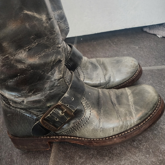 Frye Ombre Distressed Boots 6 - Picture 6 of 8